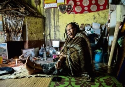 6313165_1692073932_15e417a5a-sangomas-learn-to-meld-muti-with-conventional-medicine