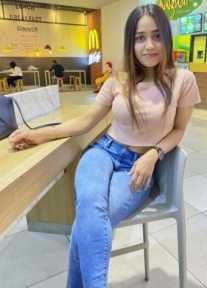 Call Girls In ☎ 7042104524 Escort Service In Govindpuri Delhi✅