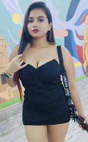 Call Girls In ☎ 7042104524 Escort Service In Janakpuri Delhi✅