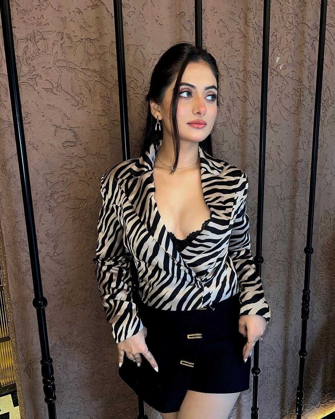 Hot*Call Girls in saligao Goa╬8929228677╬100% Genuine Call Girls Goa Escorts