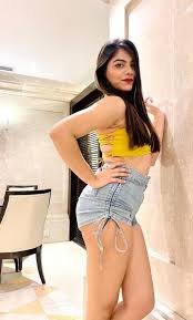 Call Girls In ☎ 7042104524 Escort Service In Netaji NagarDelhi✅